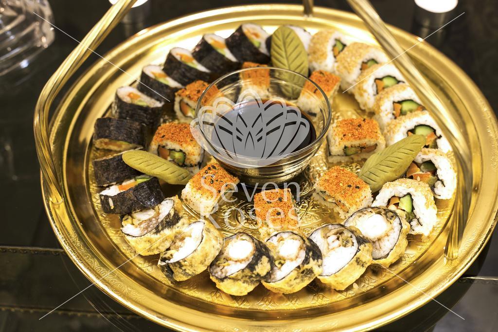 Отель Seven Roses