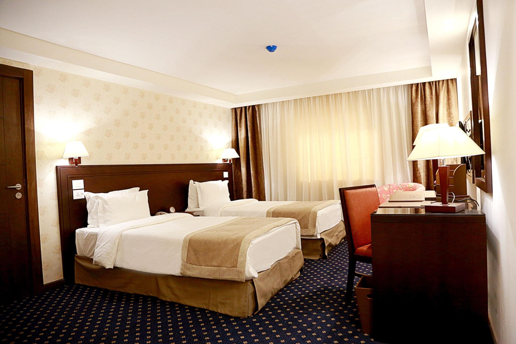 Seven Roses 4* Amman